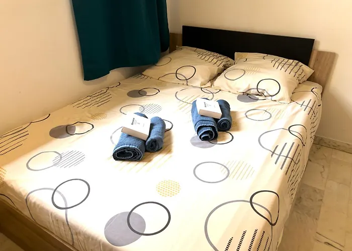 شقة Croisette Studio, Steps From Beach, Behind Martinez Ac Wifi *